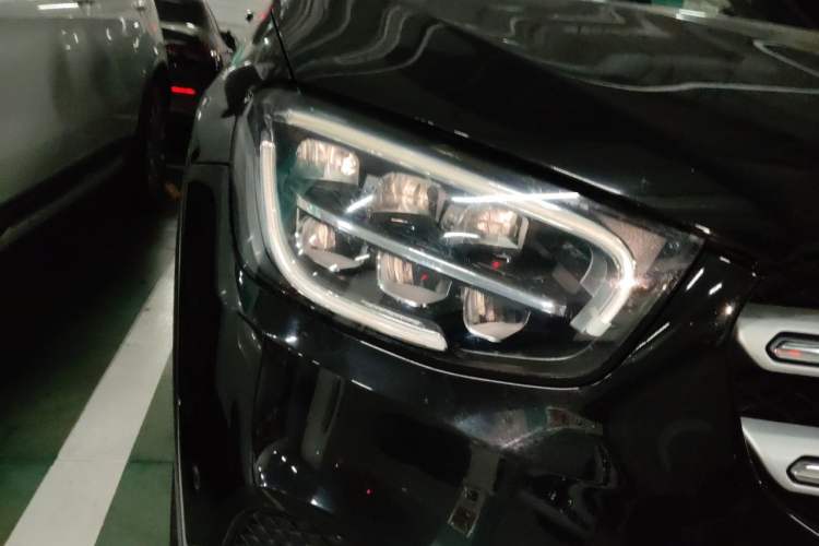 Used Mercedes-Benz GLC 2020 Facelifted GLC 260 L 4MATIC Dynamic Edition Right Front Headlight