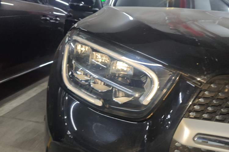Used Mercedes-Benz GLC 2020 Facelift GLC 260 L 4MATIC Luxury Edition Right Front Headlight