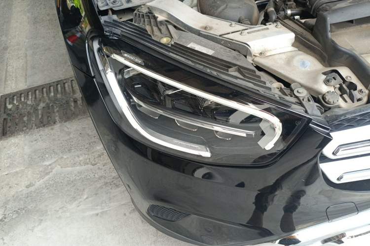 Used Mercedes-Benz GLC 2020 GLC 260 L 4MATIC Dynamic Model Right Front Headlight