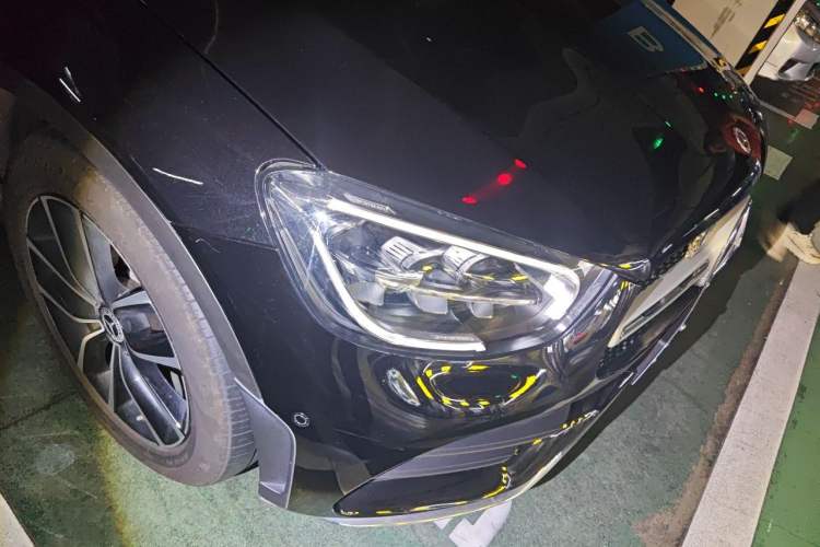 Used Mercedes-Benz GLC 2020 GLC 260 L 4MATIC Luxury Model Right Front Headlight