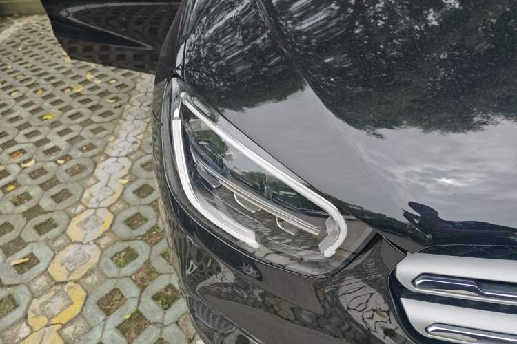Used Mercedes-Benz GLC 2020 Facelifted GLC 260 L 4MATIC Dynamic Edition Right Front Headlight