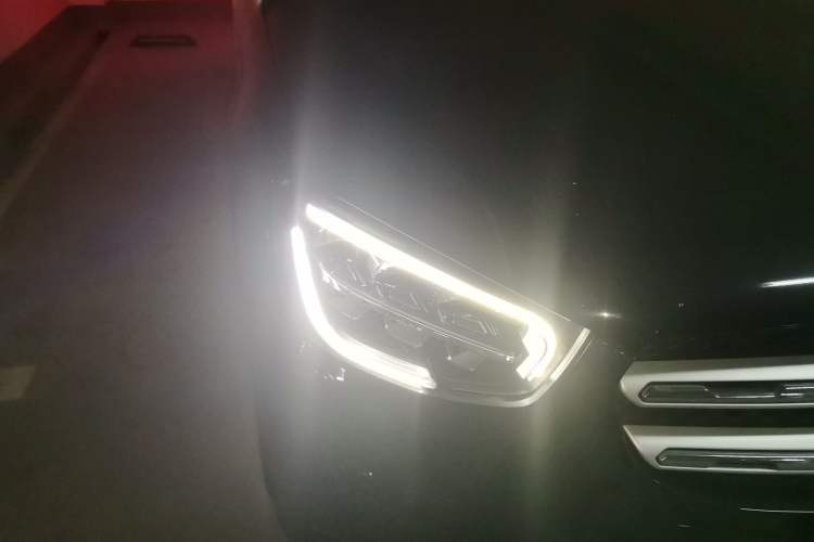 Used Mercedes-Benz GLC 2020 Facelifted GLC 260 L 4MATIC Dynamic Edition Right Front Headlight