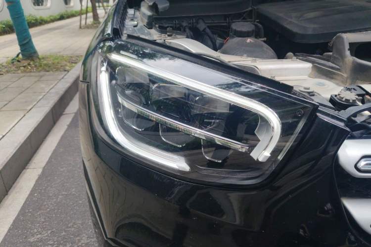 Used Mercedes-Benz GLC 2020 Facelifted GLC 260 L 4MATIC Dynamic Edition Right Front Headlight