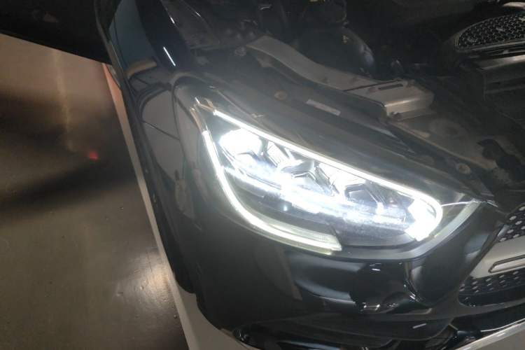 Used Mercedes-Benz GLC 2020 Facelift GLC 300 L 4MATIC Dynamic Edition Right Front Headlight
