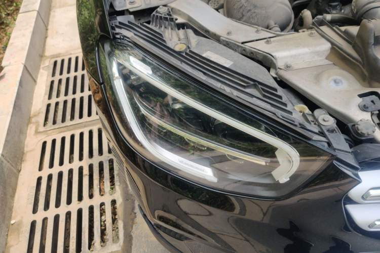 Used Mercedes-Benz GLC 2020 Facelifted GLC 260 L 4MATIC Dynamic Edition Right Front Headlight