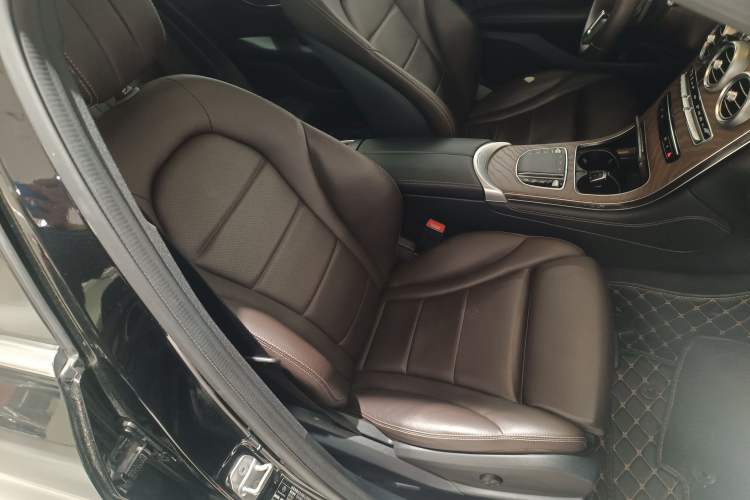Used Mercedes-Benz GLC 2020 GLC 300 L 4MATIC Dynamic Edition Right Front Seat