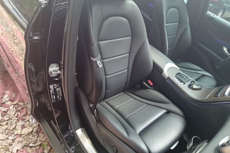 Used Mercedes-Benz GLC 2020 GLC 260 L 4MATIC Luxury Model Right Front Seat