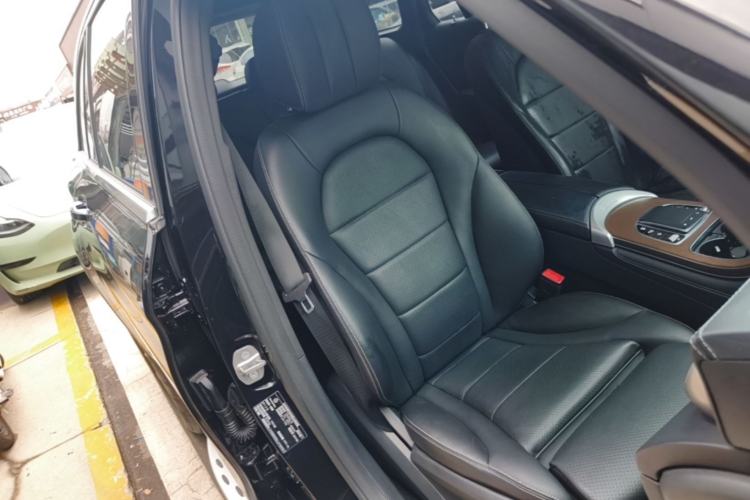 Used Mercedes-Benz GLC 2020 GLC 300 L 4MATIC Dynamic Edition Right Front Seat