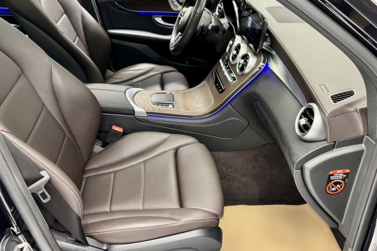 Used Mercedes-Benz GLC 2020 Facelift GLC 300 L 4MATIC Dynamic Edition Right Front Seat