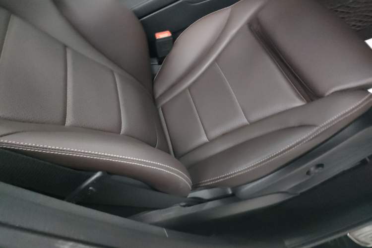 Used Mercedes-Benz GLC 2020 GLC 260 L 4MATIC Luxury Model Right Front Seat
