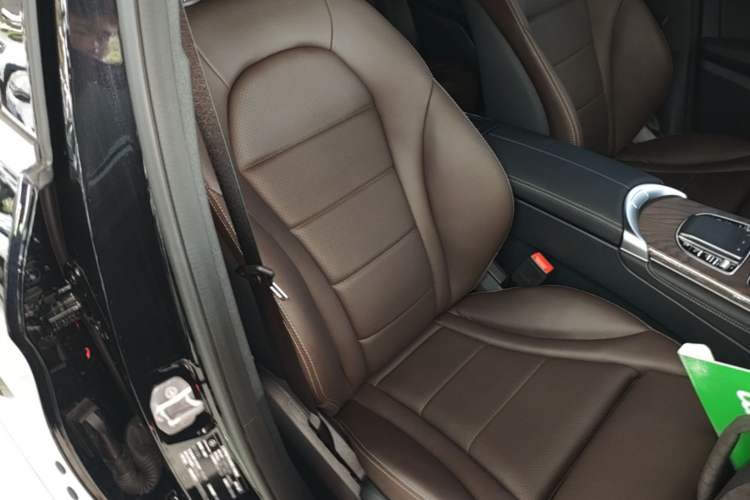 Used Mercedes-Benz GLC 2020 Facelift GLC 300 L 4MATIC Dynamic Edition Right Front Seat