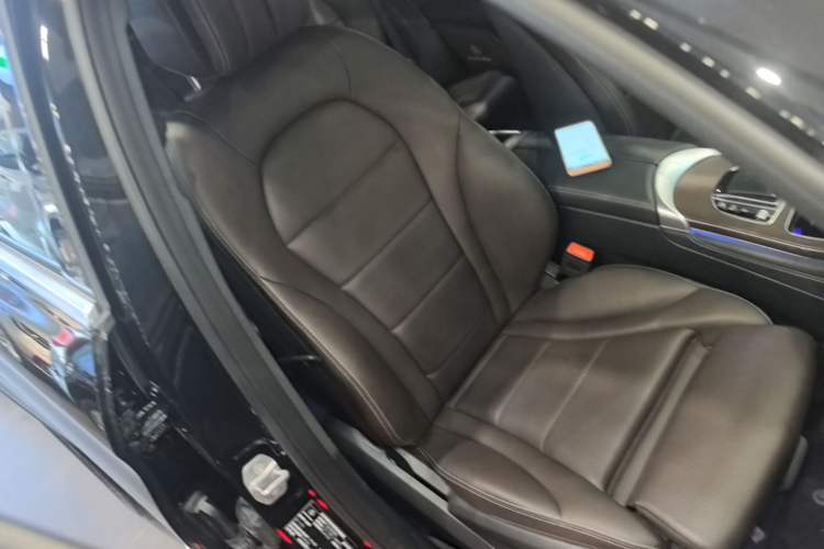 Used Mercedes-Benz GLC 2020 GLC 300 L 4MATIC Luxury Model Right Front Seat