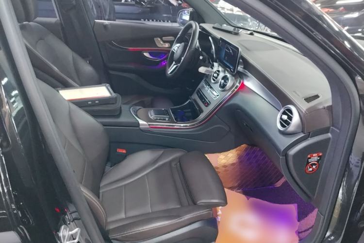Used Mercedes-Benz GLC 2020 GLC 300 L 4MATIC Dynamic Edition Right Front Seat