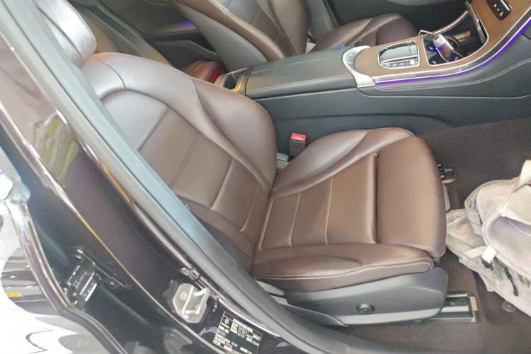 Used Mercedes-Benz GLC 2020 Facelift GLC 300 L 4MATIC Dynamic Edition Right Front Seat