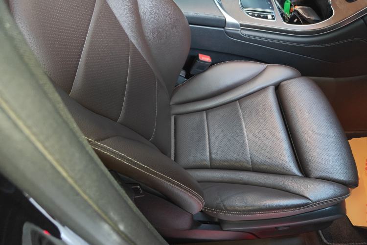 Used Mercedes-Benz GLC 2020 GLC 260 L 4MATIC Luxury Model Right Front Seat