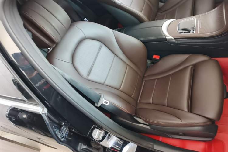 Used Mercedes-Benz GLC 2020 GLC 300 L 4MATIC Dynamic Edition Right Front Seat