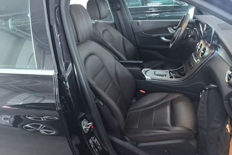 Used Mercedes-Benz GLC 2020 GLC 300 L 4MATIC Dynamic Edition Right Front Seat