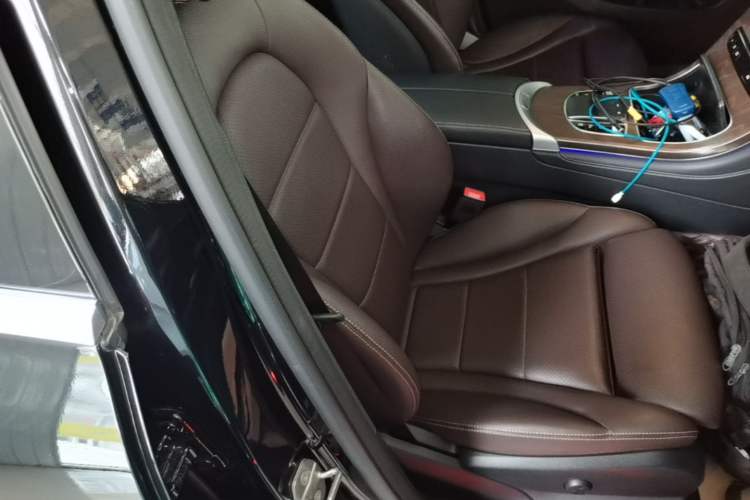 Used Mercedes-Benz GLC 2020 Facelift GLC 300 L 4MATIC Dynamic Edition Right Front Seat