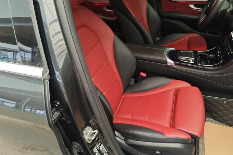 Used Mercedes-Benz GLC 2020 Facelift GLC 300 L 4MATIC Dynamic Edition Right Front Seat