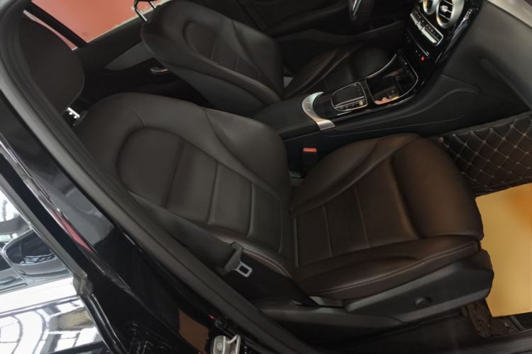 Used Mercedes-Benz GLC 2020 Facelifted GLC 260 L 4MATIC Dynamic Edition Right Front Seat
