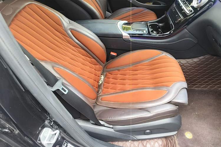Used Mercedes-Benz GLC 2020 Facelifted GLC 260 L 4MATIC Dynamic Edition Right Front Seat
