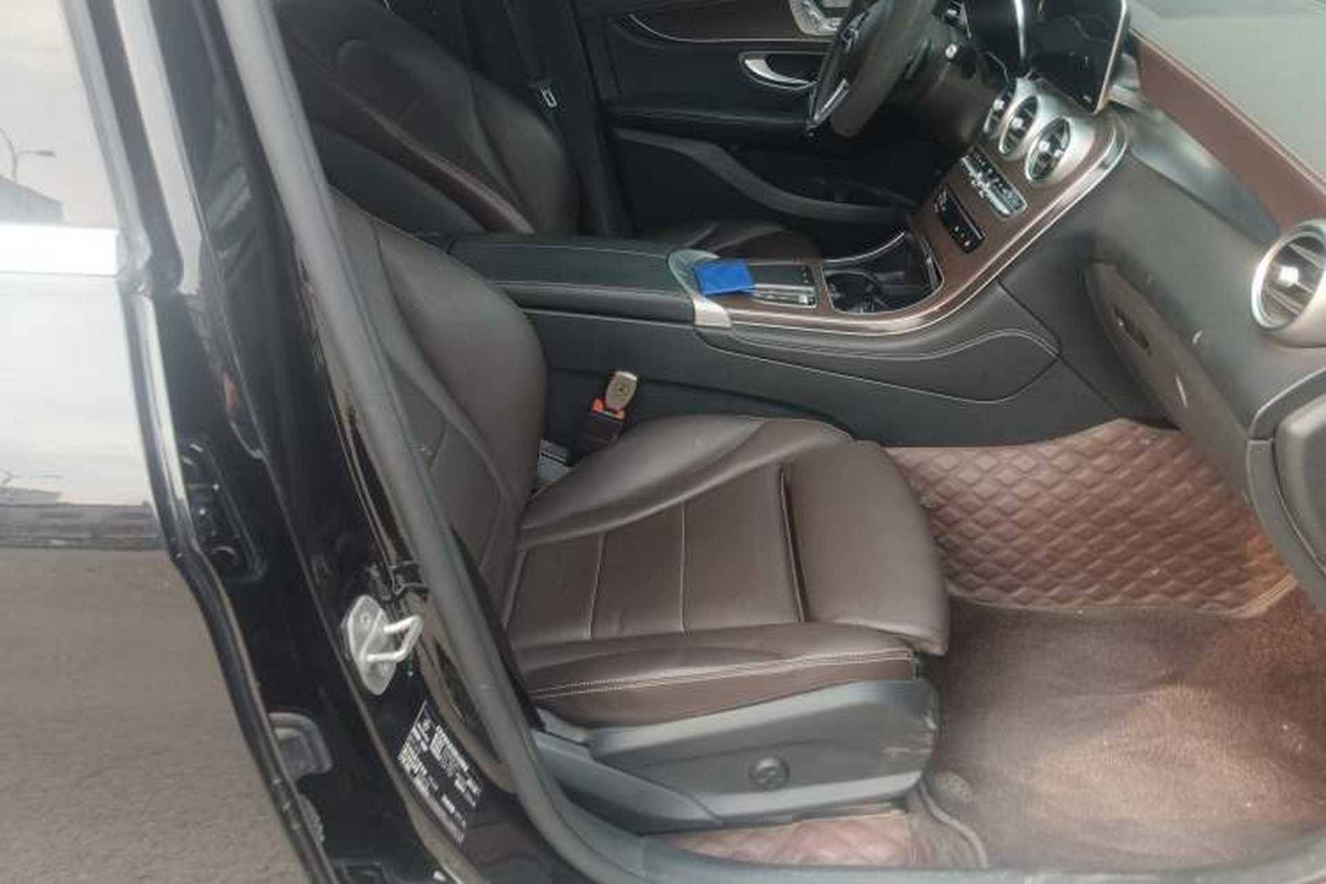 Used Mercedes-Benz GLC 2020 Facelift GLC 300 L 4MATIC Dynamic Edition Right Front Seat