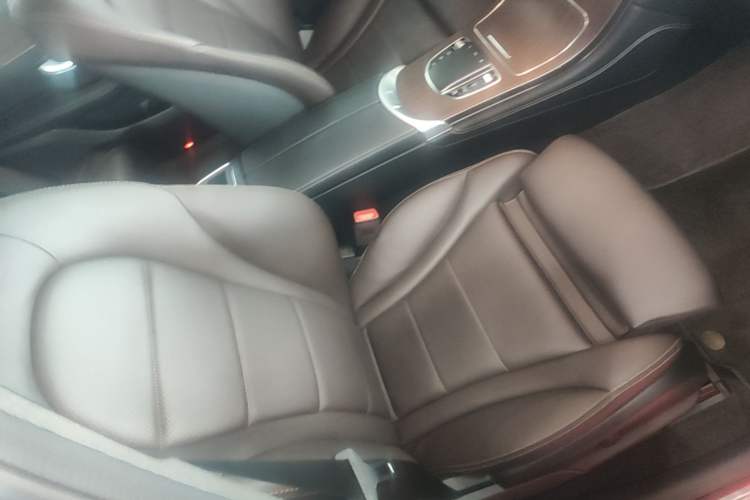 Used Mercedes-Benz GLC 2020 GLC 300 L 4MATIC Luxury Model Right Front Seat