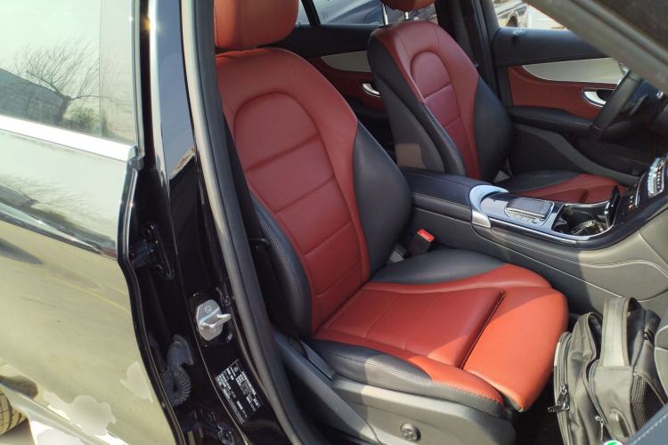Used Mercedes-Benz GLC 2020 Facelifted GLC 260 L 4MATIC Dynamic Edition Right Front Seat