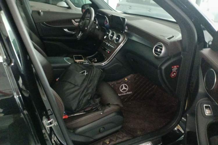 Used Mercedes-Benz GLC 2020 GLC 260 L 4MATIC Luxury Model Right Front Seat