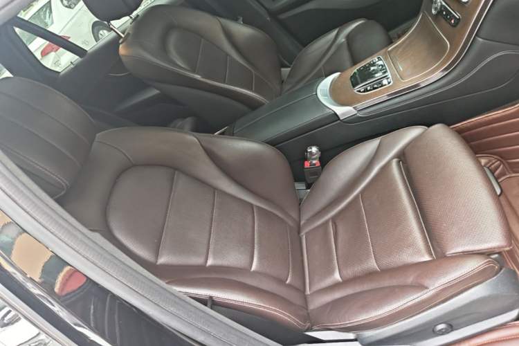 Used Mercedes-Benz GLC 2020 Facelift GLC 300 L 4MATIC Dynamic Edition Right Front Seat