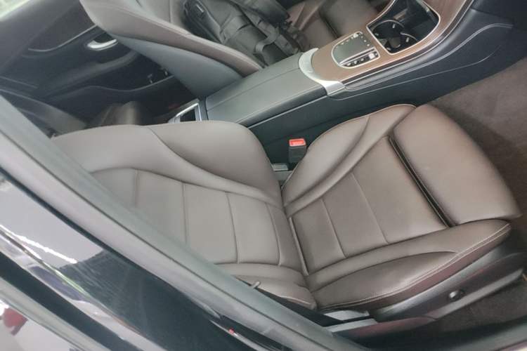 Used Mercedes-Benz GLC 2020 Facelift GLC 300 L 4MATIC Dynamic Edition Right Front Seat