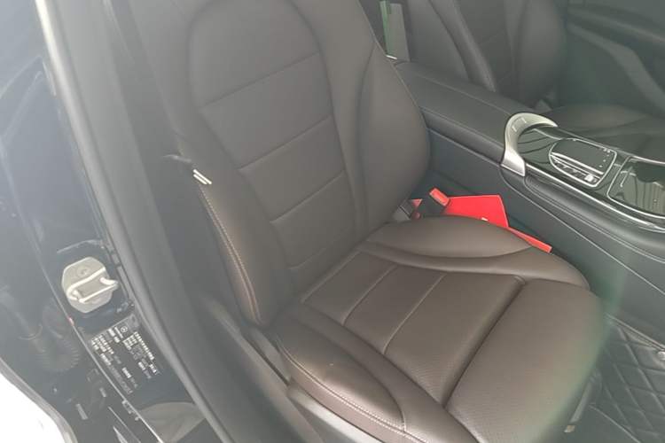 Used Mercedes-Benz GLC 2020 GLC 260 L 4MATIC Dynamic Model Right Front Seat
