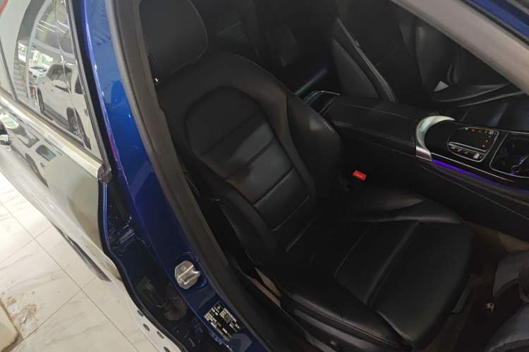 Used Mercedes-Benz GLC 2020 GLC 260 L 4MATIC Dynamic Model Right Front Seat