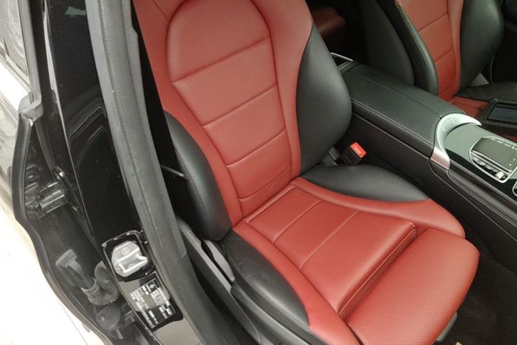 Used Mercedes-Benz GLC 2020 Facelift GLC 300 L 4MATIC Dynamic Edition Right Front Seat
