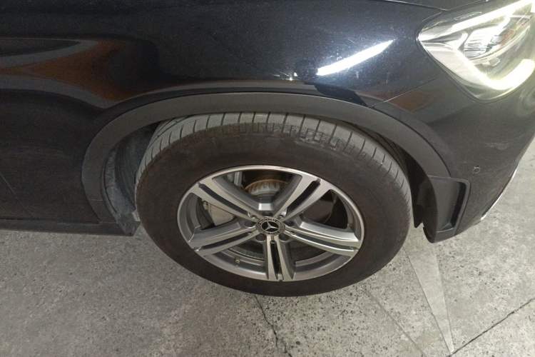 Used Mercedes-Benz GLC 2020 GLC 260 L 4MATIC Luxury Model Right Front Wheel Hub