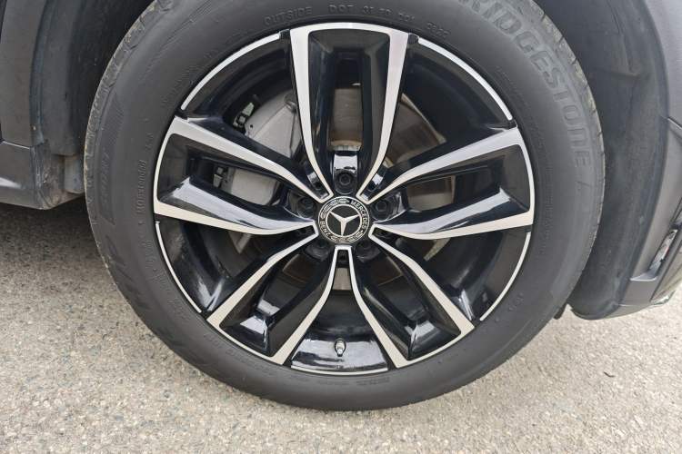 Used Mercedes-Benz GLC 2020 Facelift GLC 300 L 4MATIC Dynamic Edition Right Front Wheel Hub