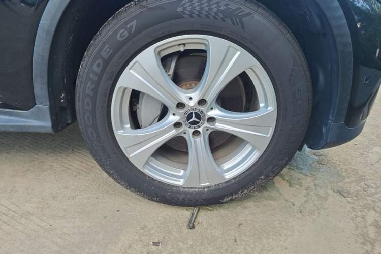 Used Mercedes-Benz GLC 2020 GLC 260 L 4MATIC Dynamic Model Right Front Wheel Hub