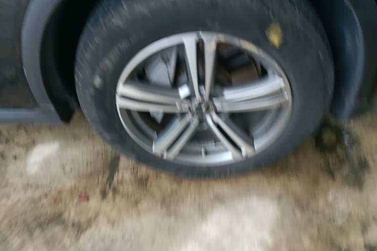 Used Mercedes-Benz GLC 2020 Facelifted GLC 260 L 4MATIC Dynamic Edition Right Front Wheel Hub