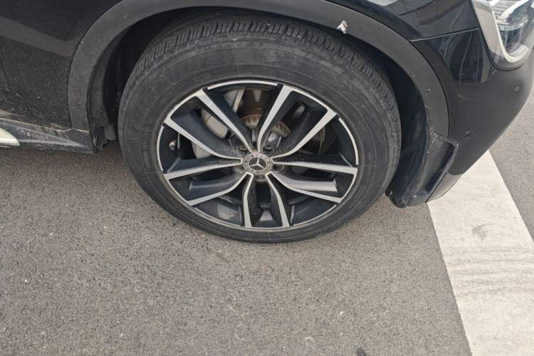 Used Mercedes-Benz GLC 2020 Facelift GLC 300 L 4MATIC Dynamic Edition Right Front Wheel Hub