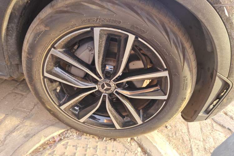 Used Mercedes-Benz GLC 2020 Facelift GLC 260 L 4MATIC Luxury Edition Right Front Wheel Hub