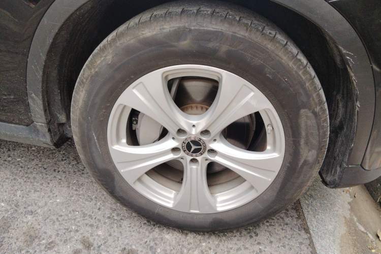 Used Mercedes-Benz GLC 2020 Facelifted GLC 260 L 4MATIC Dynamic Edition Right Front Wheel Hub