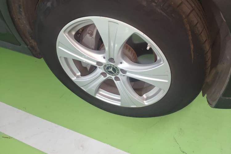 Used Mercedes-Benz GLC 2020 Facelifted GLC 260 L 4MATIC Dynamic Edition Right Front Wheel Hub