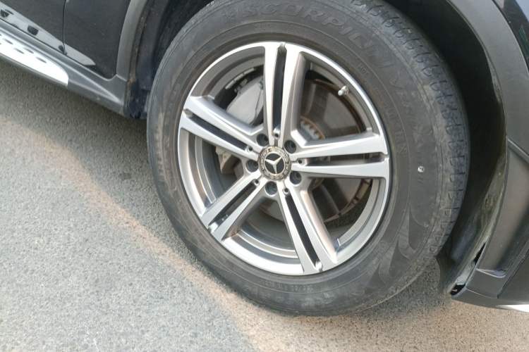 Used Mercedes-Benz GLC 2020 GLC 260 L 4MATIC Luxury Model Right Front Wheel Hub