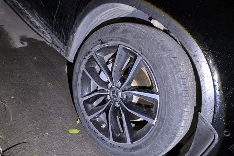 Used Mercedes-Benz GLC 2020 Facelift GLC 300 L 4MATIC Dynamic Edition Right Front Wheel Hub