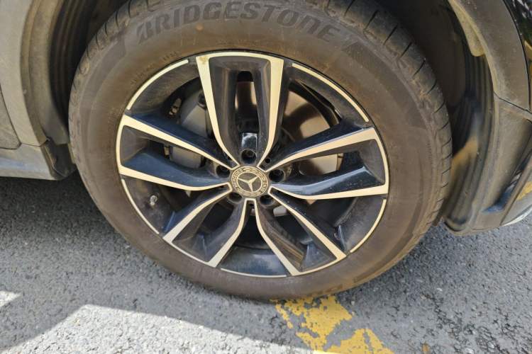 Used Mercedes-Benz GLC 2020 GLC 300 L 4MATIC Dynamic Edition Right Front Wheel Hub