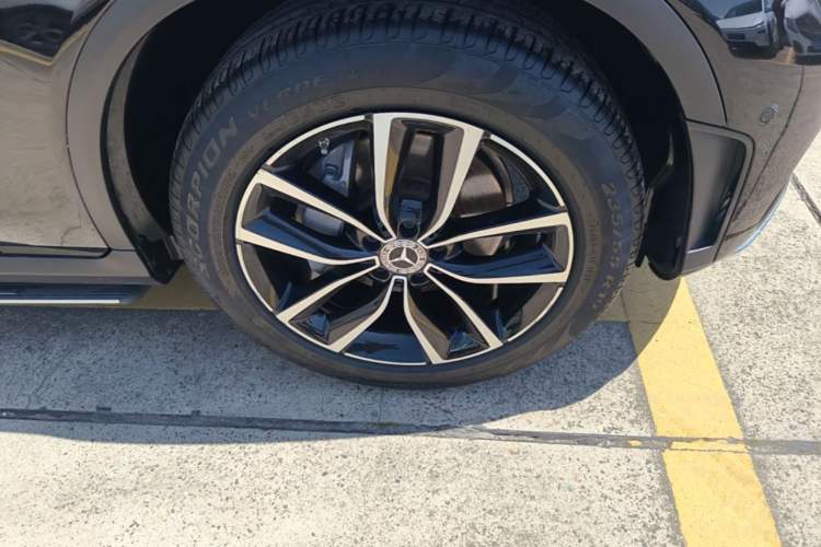 Used Mercedes-Benz GLC 2020 GLC 260 L 4MATIC Dynamic Model Right Front Wheel Hub