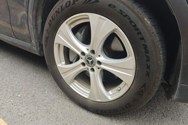 Used Mercedes-Benz GLC 2020 Facelifted GLC 260 L 4MATIC Dynamic Edition Right Front Wheel Hub