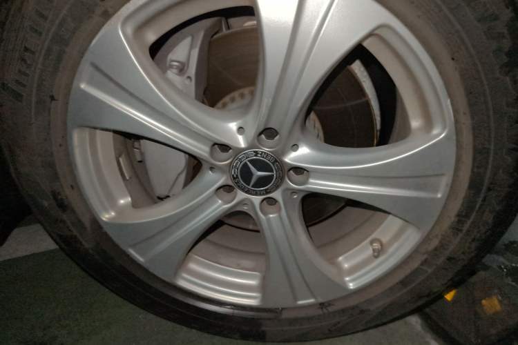 Used Mercedes-Benz GLC 2020 Facelifted GLC 260 L 4MATIC Dynamic Edition Right Front Wheel Hub