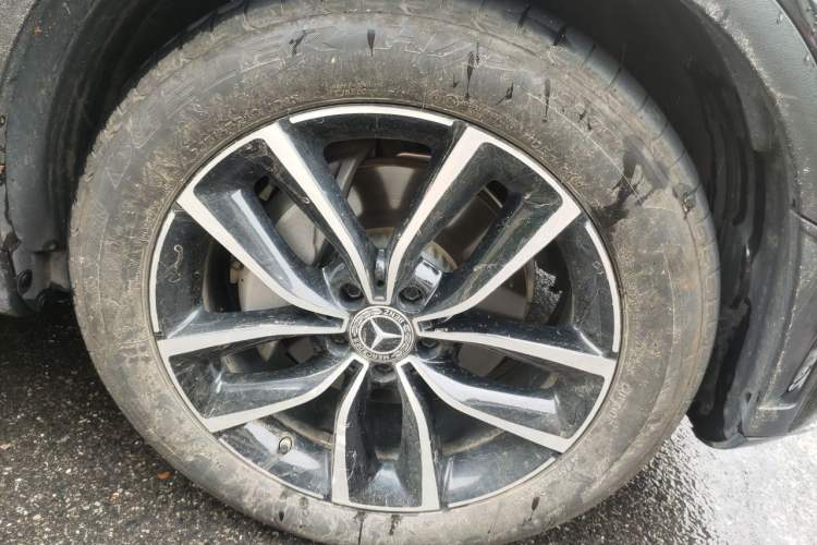 Used Mercedes-Benz GLC 2020 Facelift GLC 300 L 4MATIC Dynamic Edition Right Front Wheel Hub
