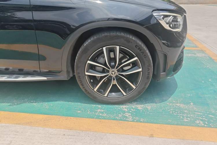 Used Mercedes-Benz GLC 2020 Facelift GLC 300 L 4MATIC Dynamic Edition Right Front Wheel Hub
